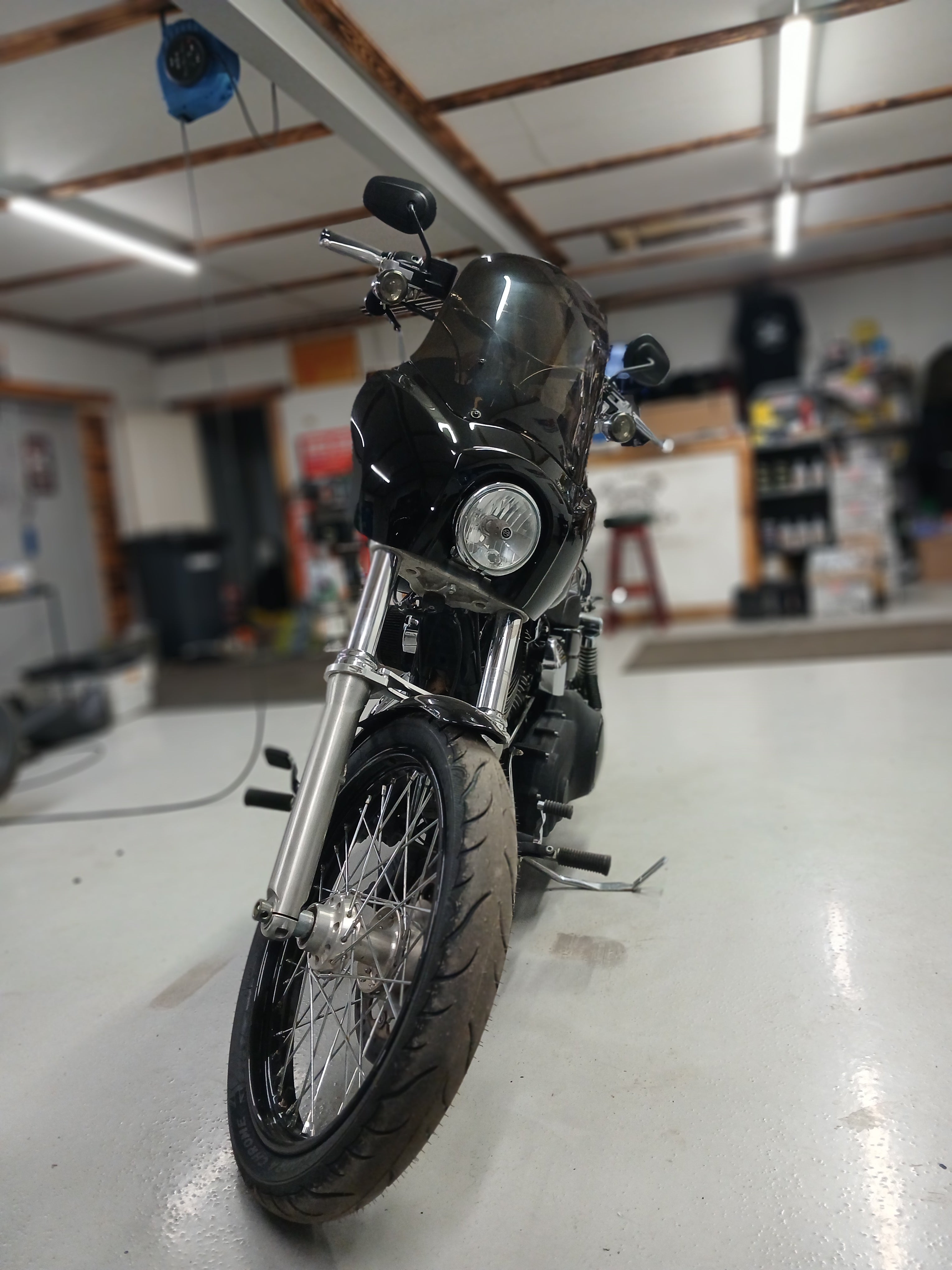 Harley-Davidson Dyna Wide Glide 2012 – 110" | Bitubo | Saddlemen